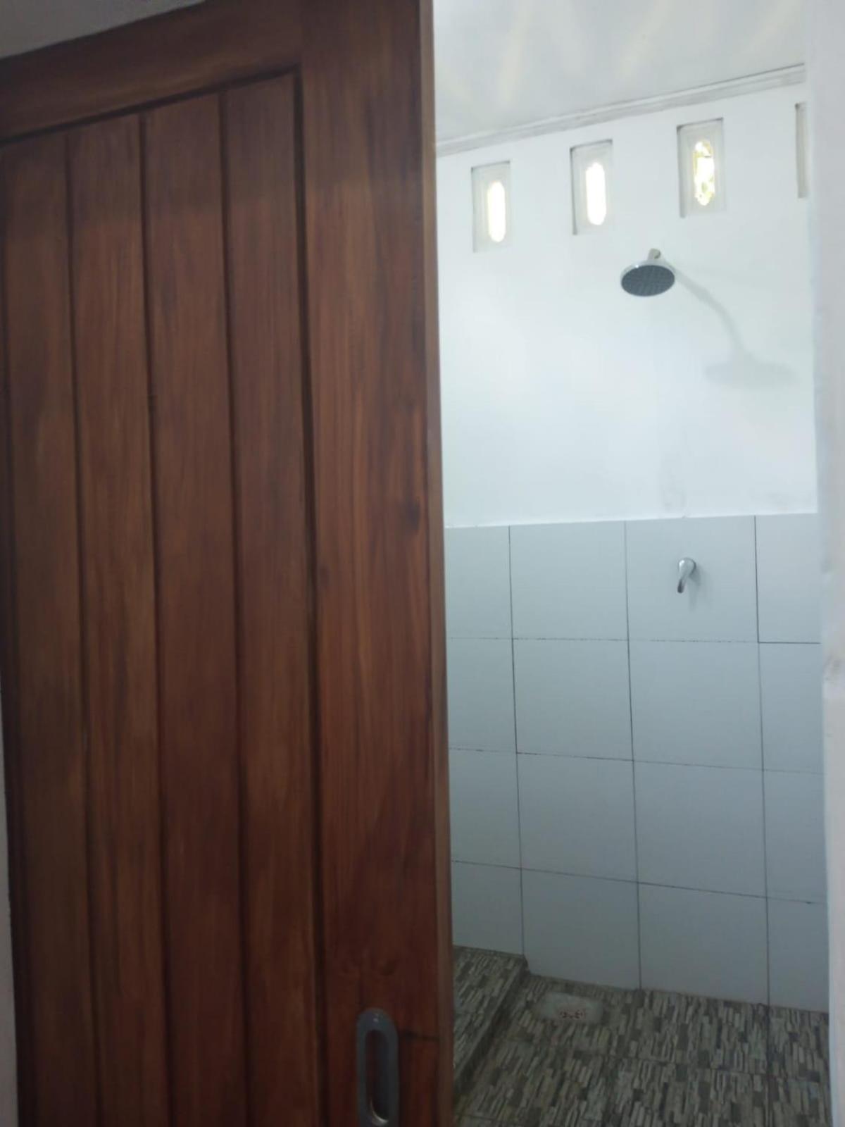 Kri Homestay Kuta  Exteriör bild