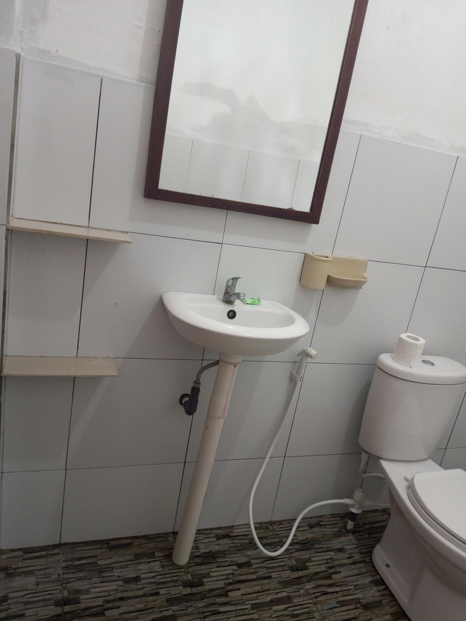 Kri Homestay Kuta  Exteriör bild