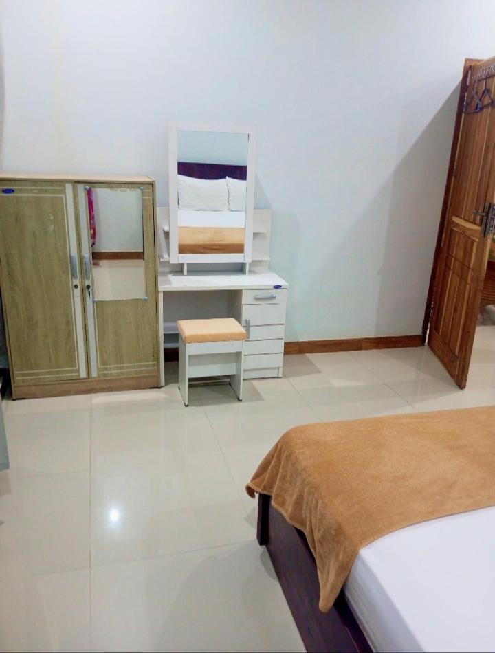 Kri Homestay Kuta  Exteriör bild
