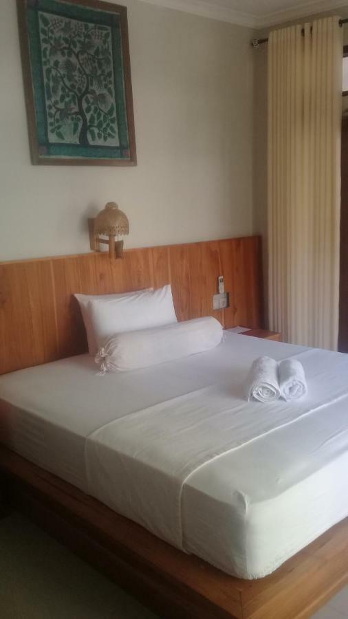 Kri Homestay Kuta  Exteriör bild